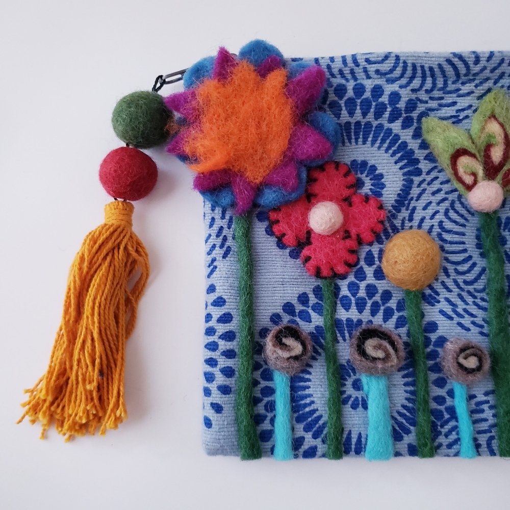 Vintage Blue Floral Wool Appliqué Mini Bag - Picture 5 of 12